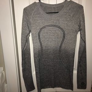 Lululemon Swiftly Tech size 6 gray long sleeve